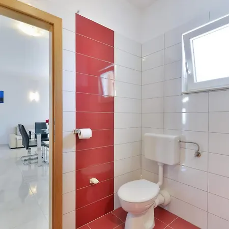 Apartment 13172c
